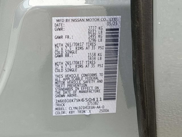 Used 2025 Nissan Frontier PRO-4X AWD/4WD image 26