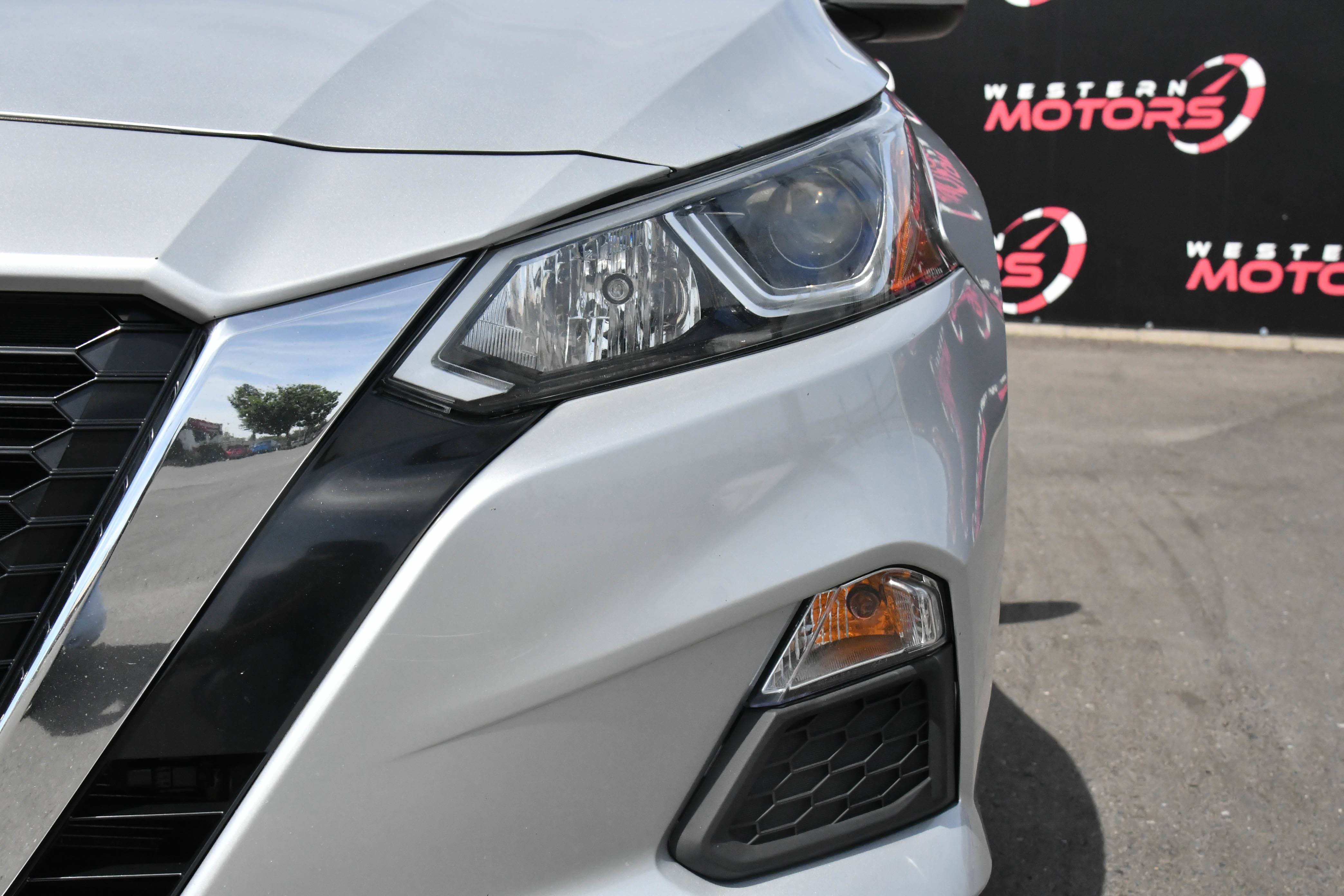Used 2020 Nissan Altima 2.5 S FWD image 11