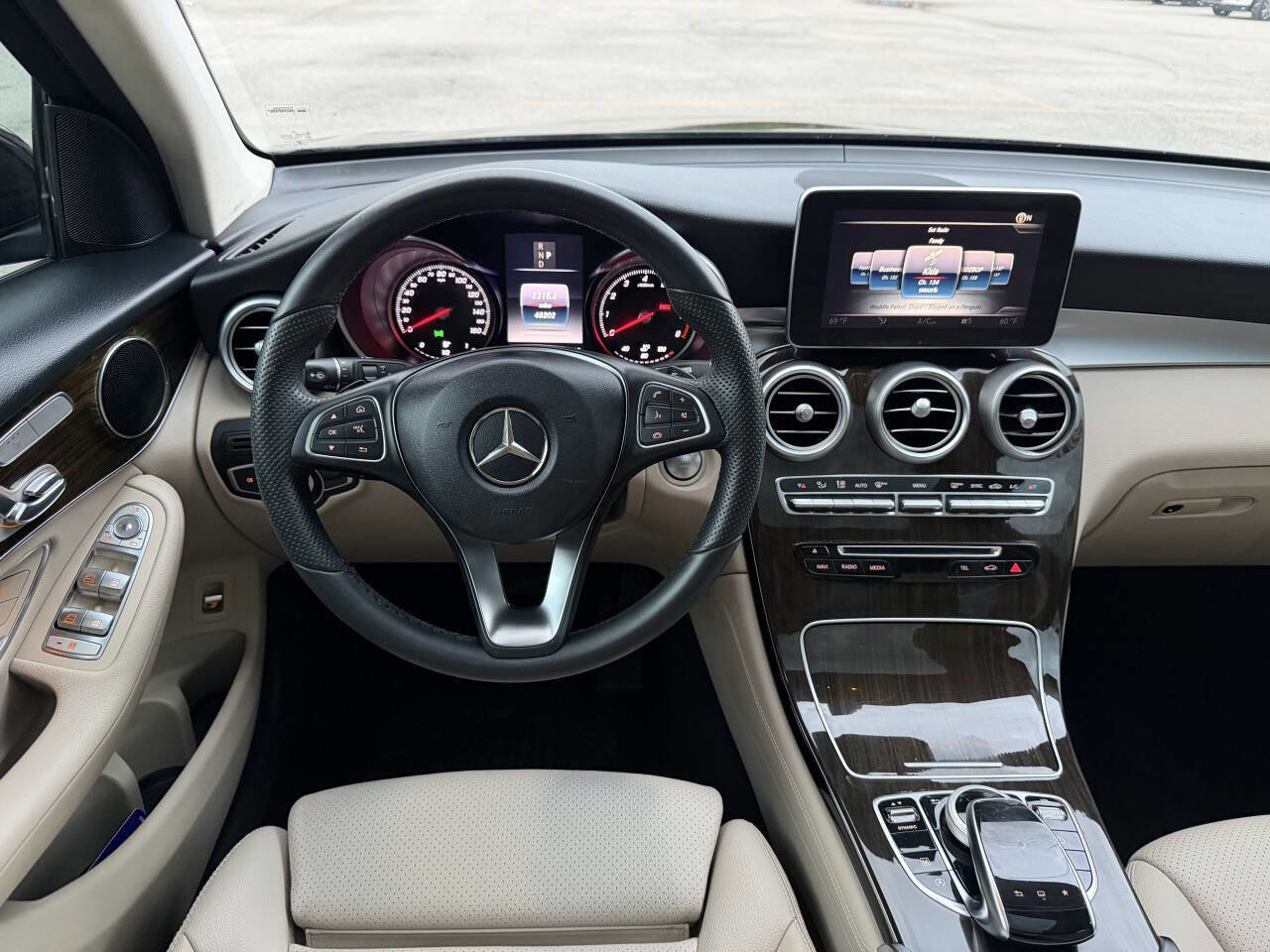 Used 2016 Mercedes-Benz GLC 300 image 32