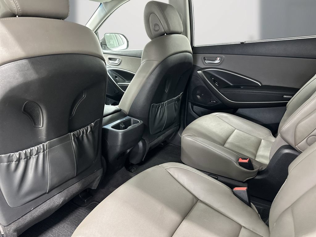 Used 2017 Hyundai Santa Fe Limited AWD/4WD image 15