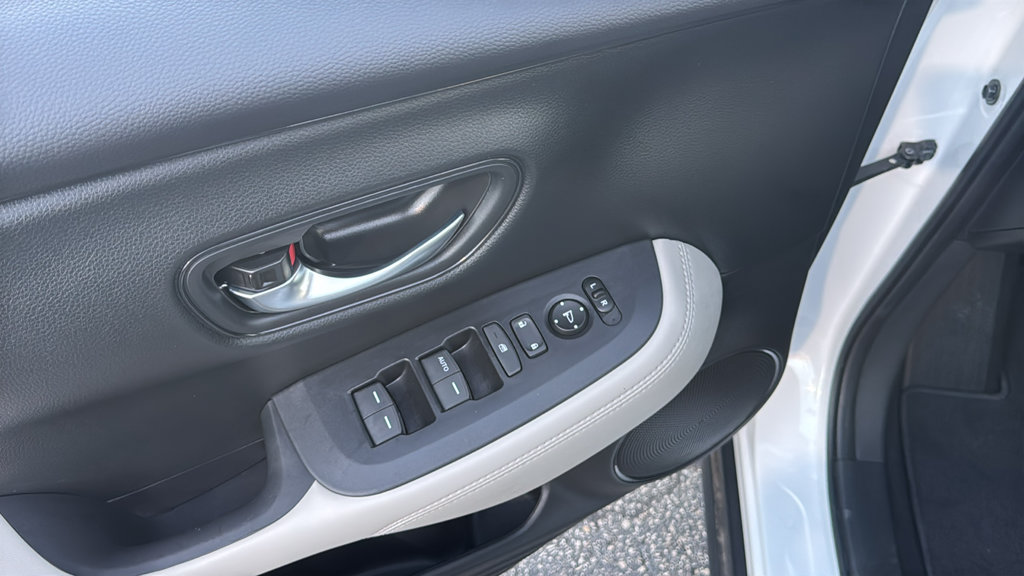 Certified 2026 Honda HR-V LX image 14