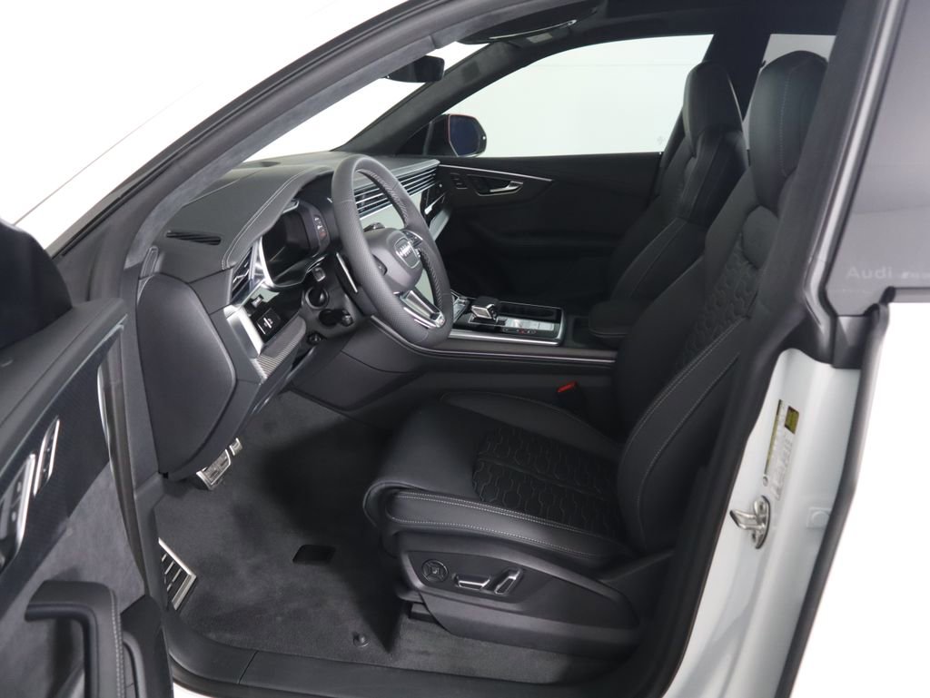 New 2025 Audi RS Q8 performance image 20