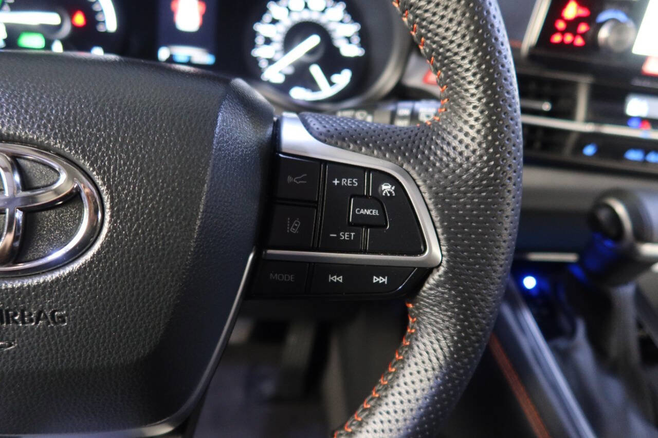 Used 2024 Toyota Sienna XSE image 35