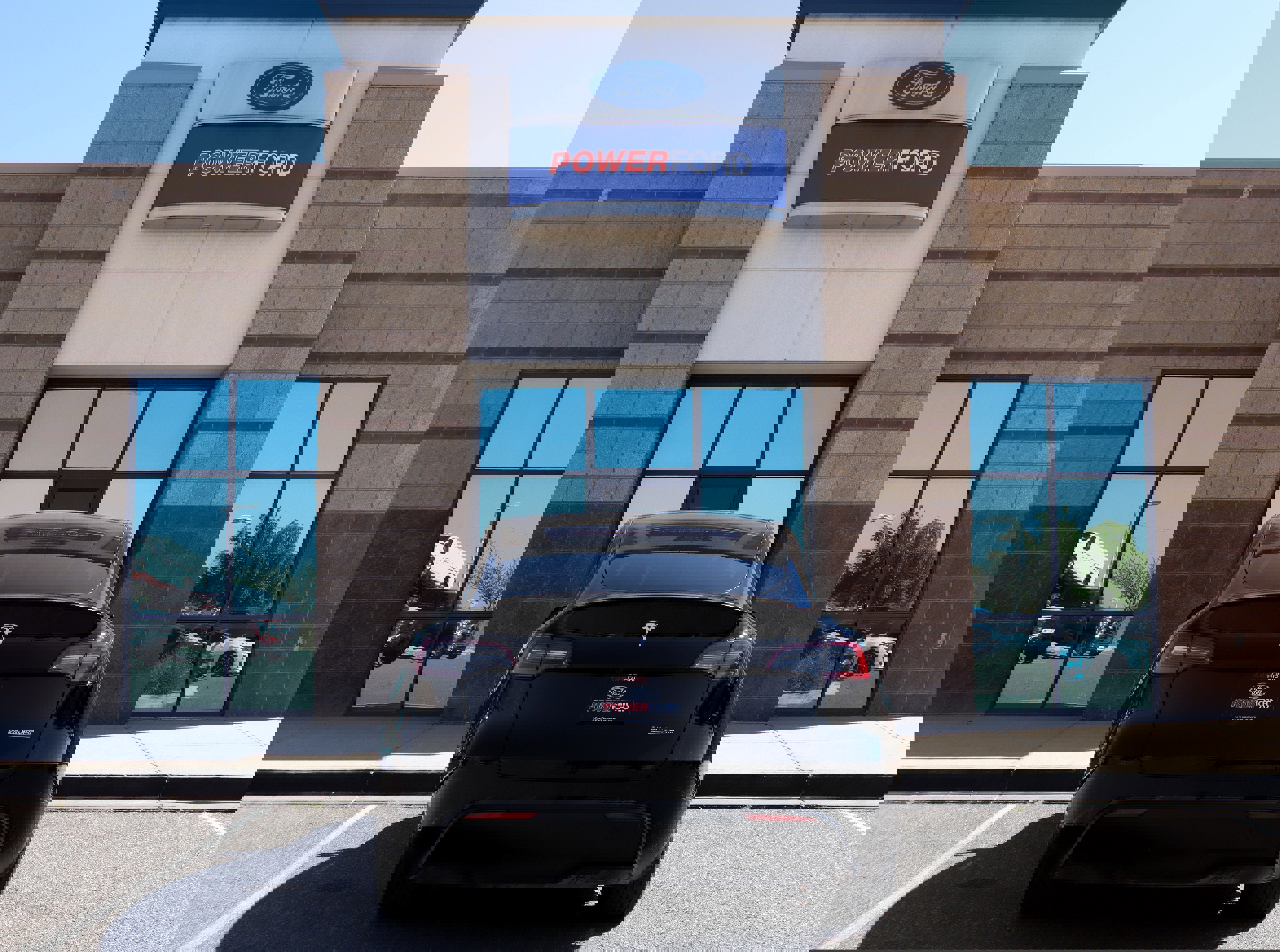 Used 2025 Tesla Model Y Performance image 7