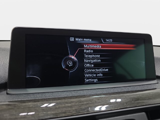 Used 2014 BMW 435i Convertible RWD image 18