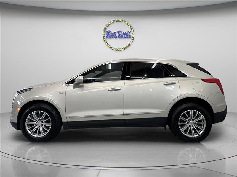 Used 2017 Cadillac XT5 Luxury w/ Driver Awareness Package AWD/4WD image 2