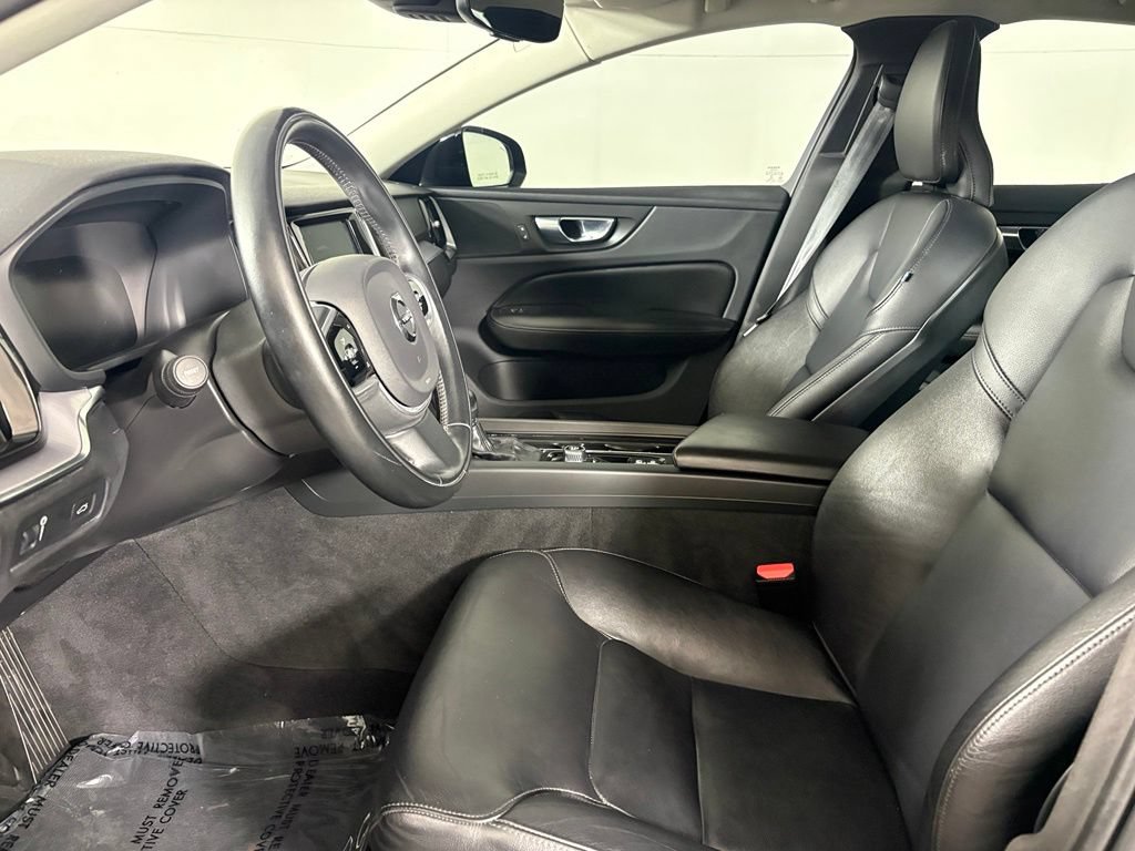 Used 2020 Volvo S60 T5 Momentum FWD image 21