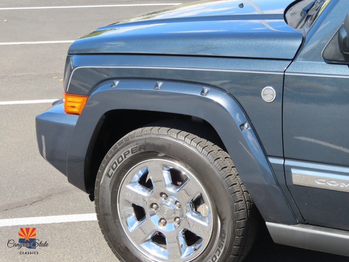 Used 2006 Jeep Commander Limited w/ Trailer Tow Group IV image 15