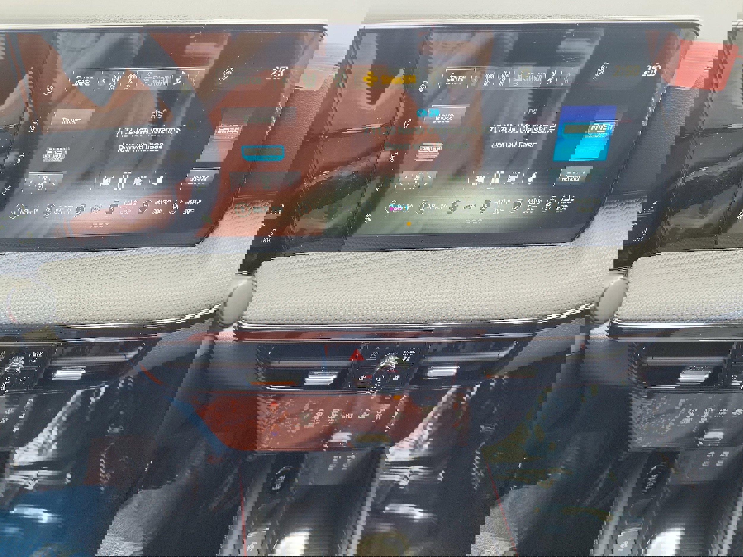 New 2025 Nissan Kicks SR image 12