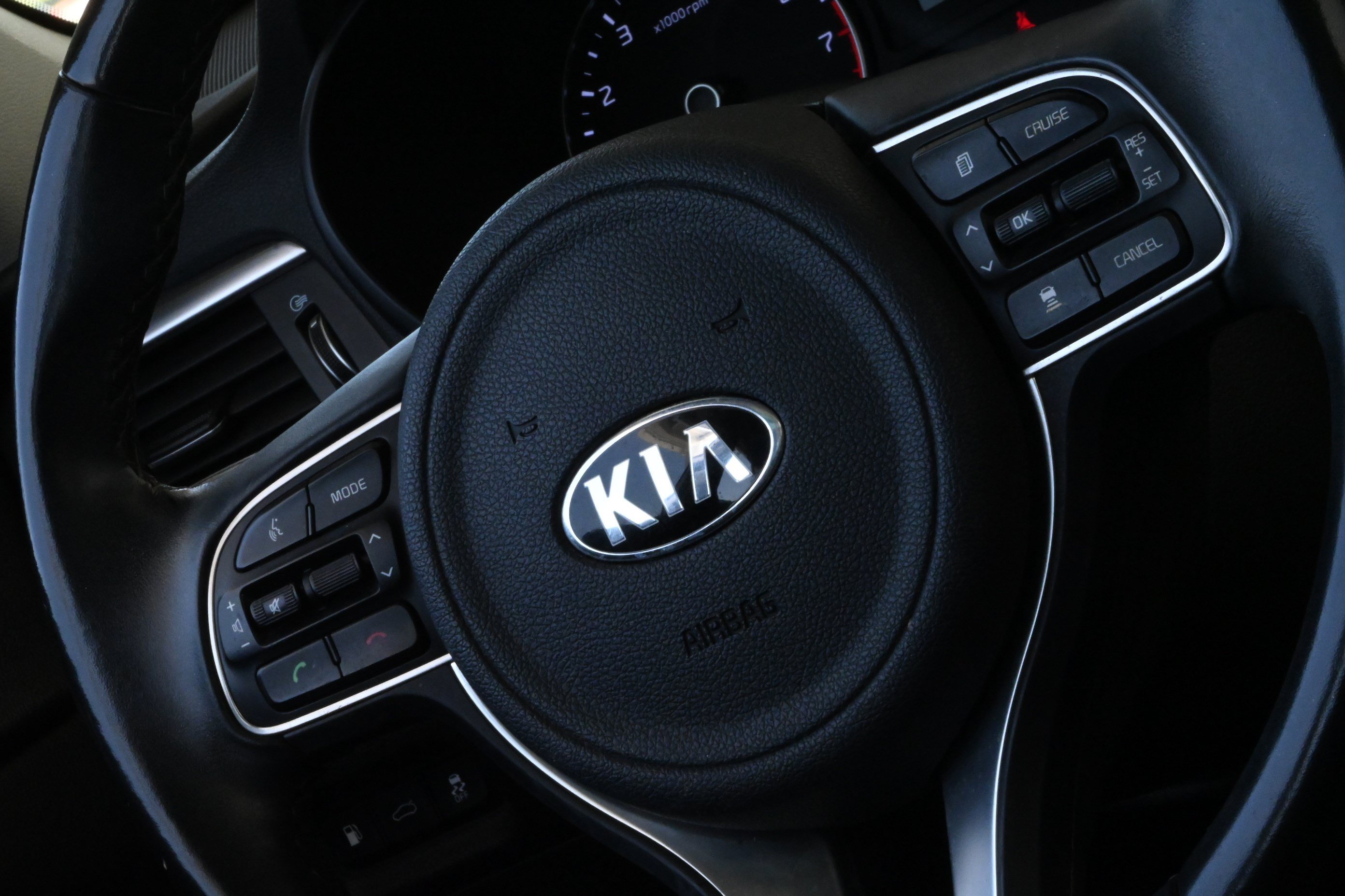 Used 2018 Kia Optima EX w/ Technology Package FWD image 23