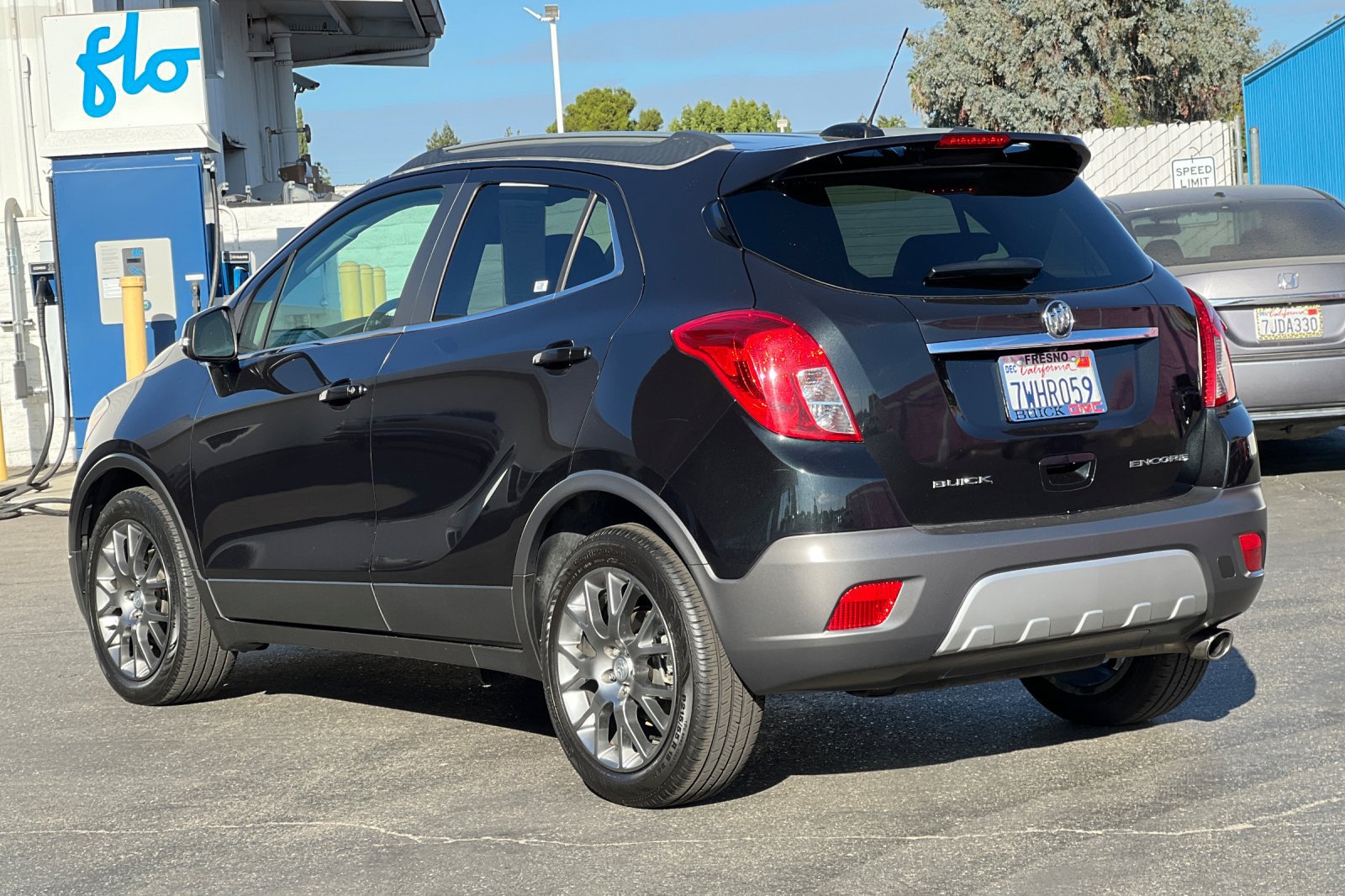 Used 2016 Buick Encore Sport Touring FWD image 7