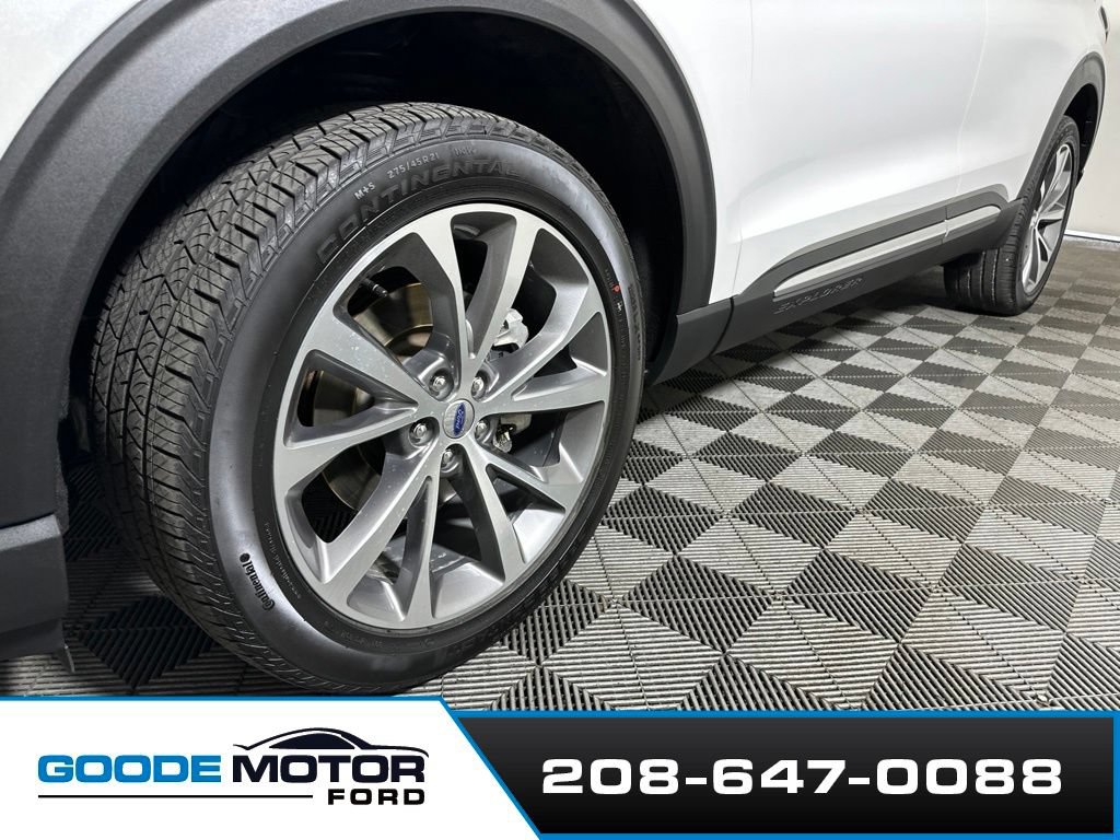 Used 2025 Ford Explorer Platinum w/ Ultimate Package AWD/4WD image 27