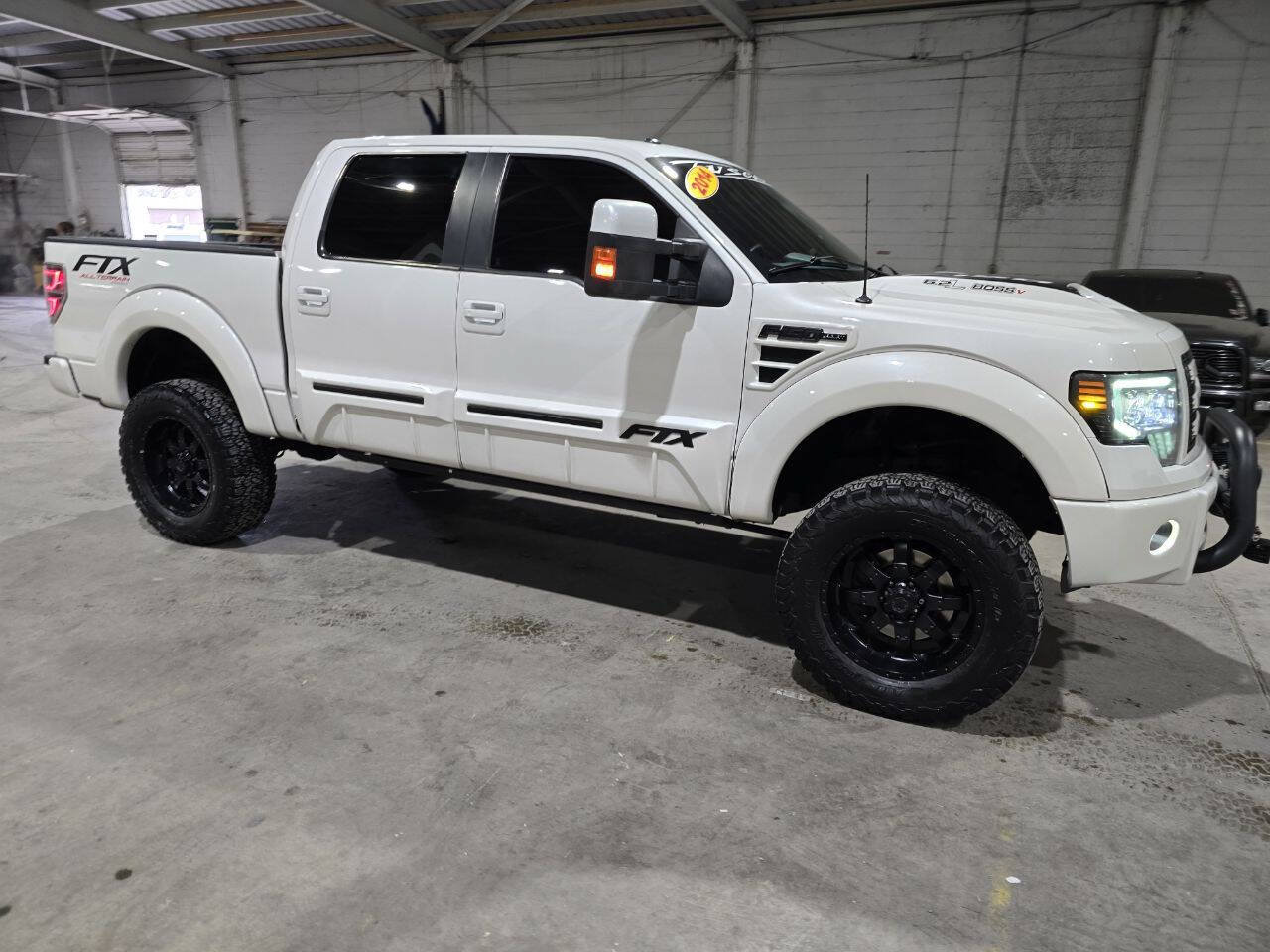 Used 2014 Ford F150 Lariat w/ Equipment Group 502A Luxury AWD/4WD image 21