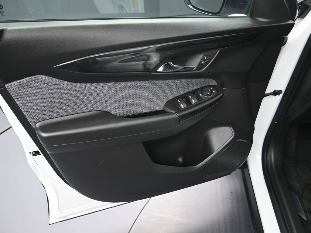 Used 2024 Chevrolet TrailBlazer LT image 10