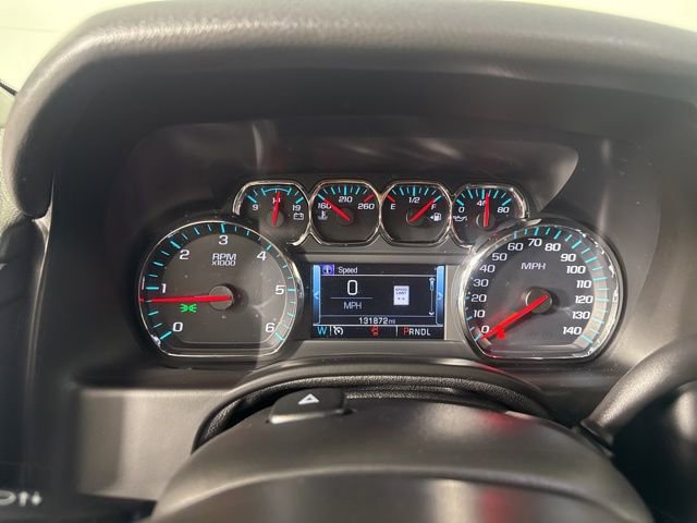 Used 2018 Chevrolet Suburban LT image 35