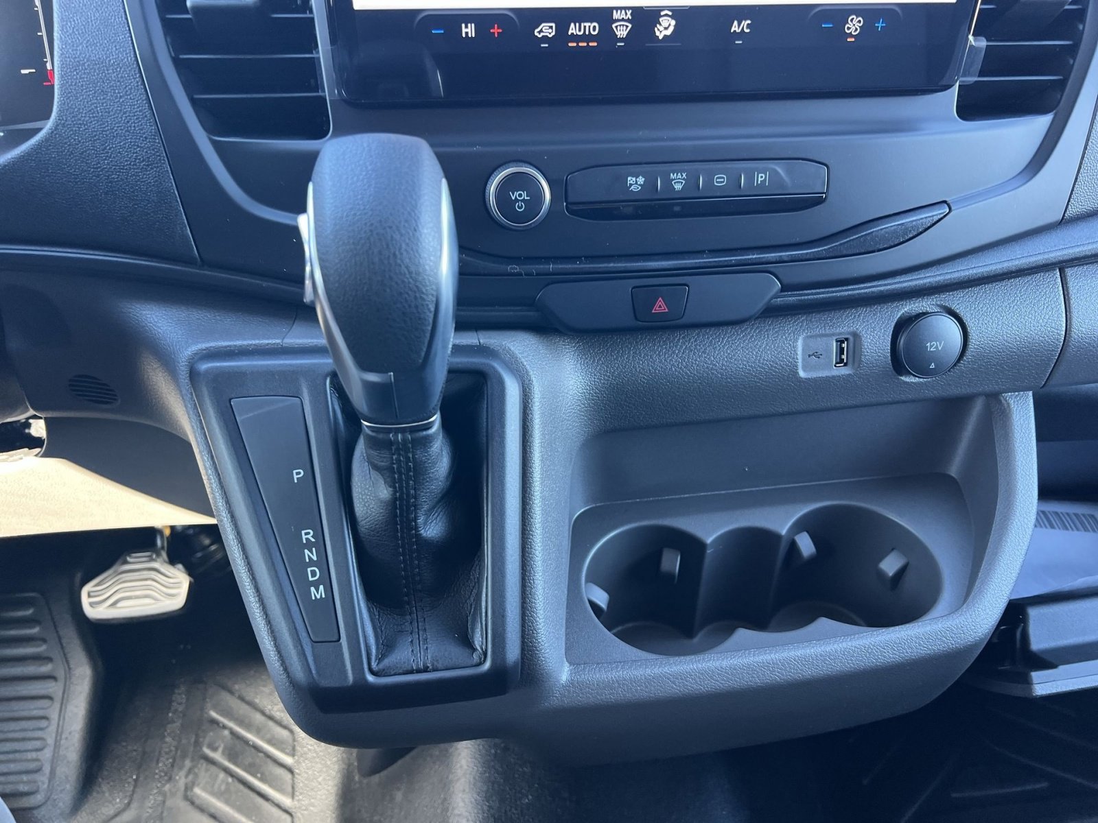 New 2026 Ford Transit 250 148 Medium Roof image 21