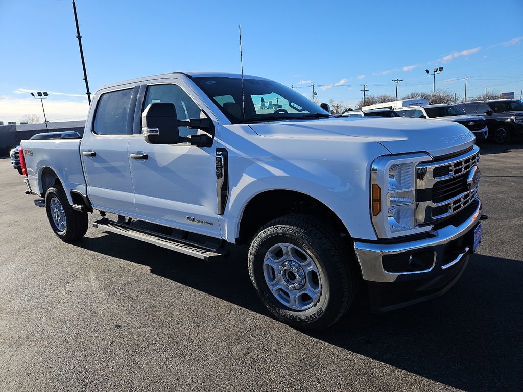 New 2026 Ford F250 XLT w/ FX4 Off-Road Package