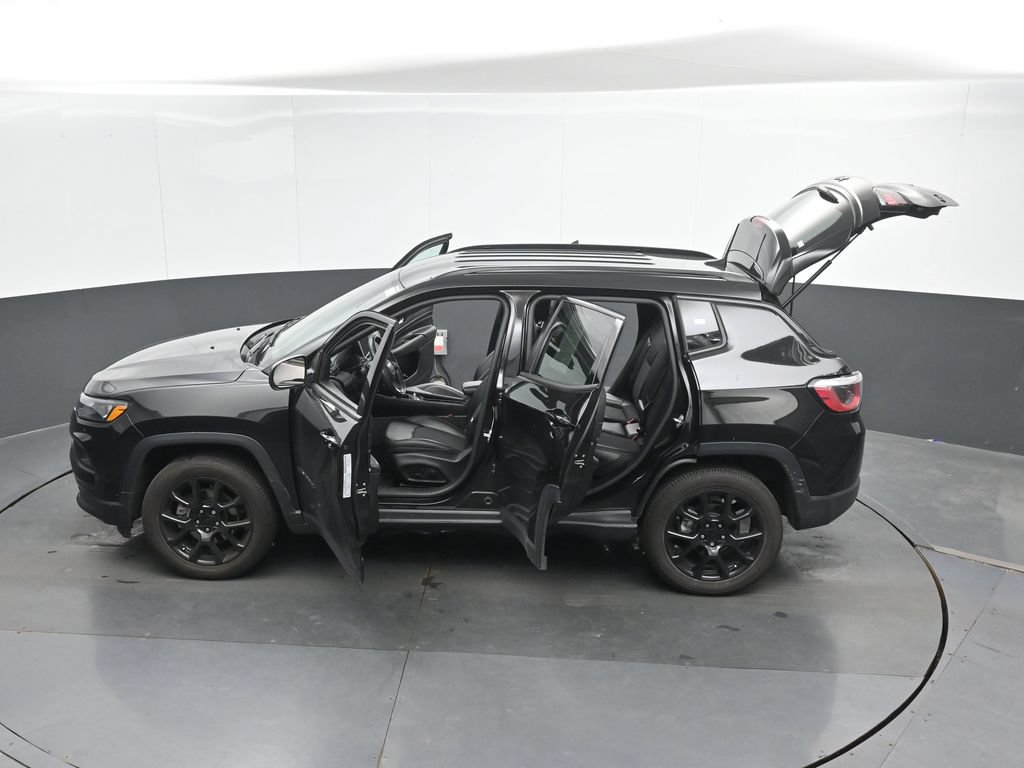 Used 2022 Jeep Compass Latitude w/ Convenience Group AWD/4WD image 49