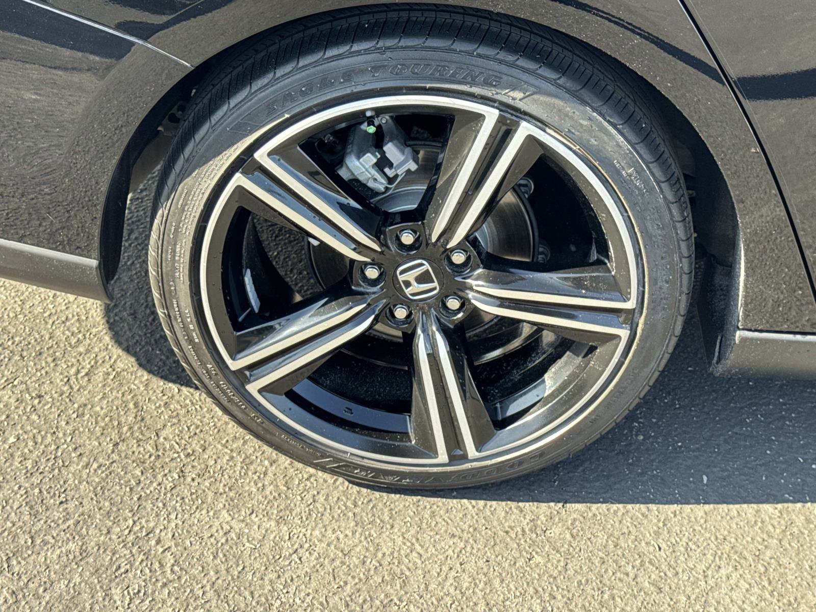 Used 2023 Honda Accord Sport image 30