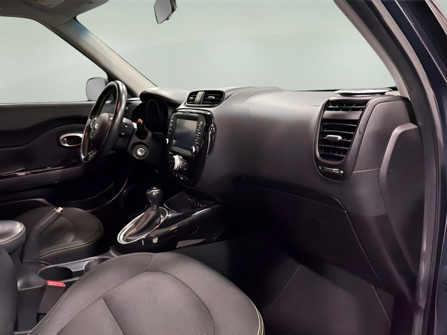 Used 2015 Kia Soul + w/ Audio Package FWD image 15