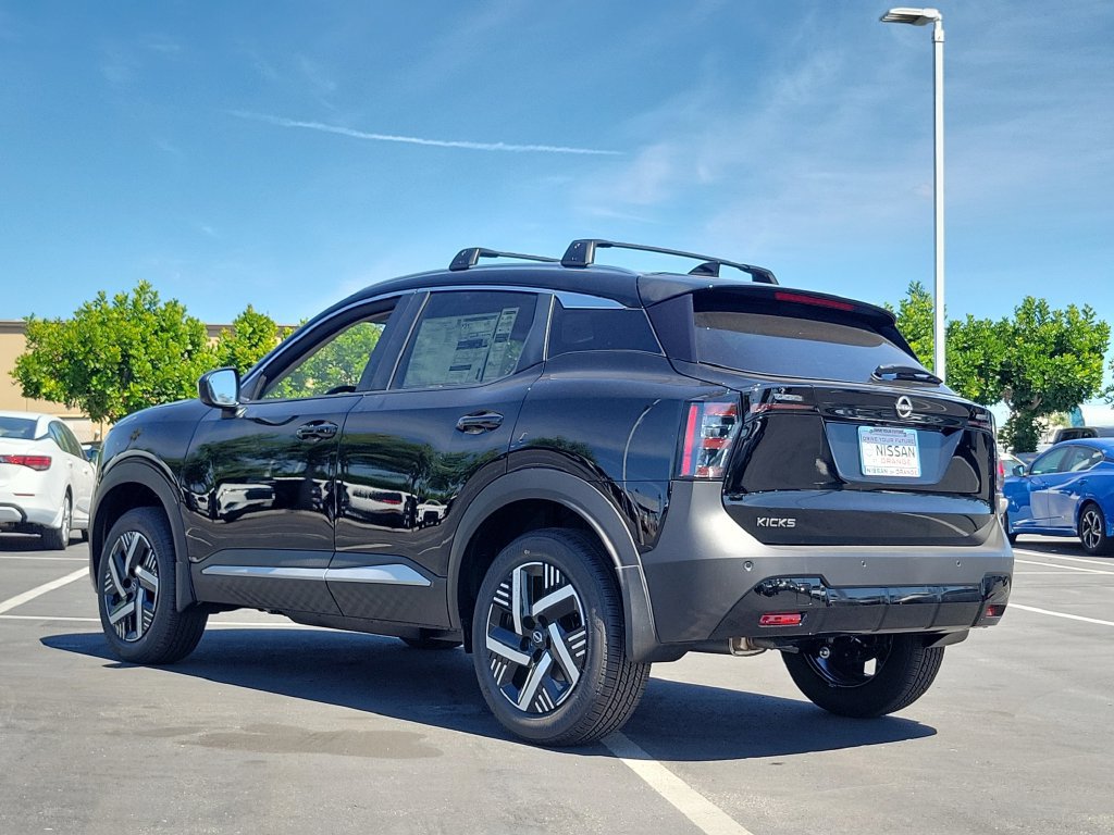 New 2026 Nissan Kicks SV w/ Cold Weather Package FWD image 2