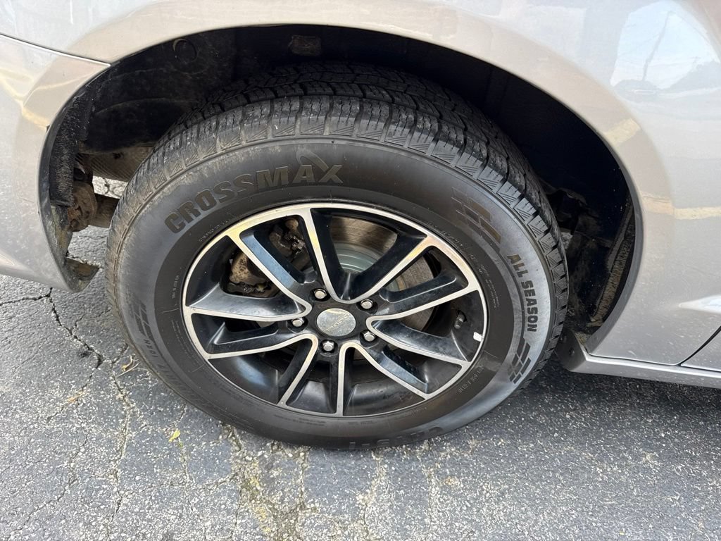 Used 2018 Dodge Grand Caravan GT FWD image 9