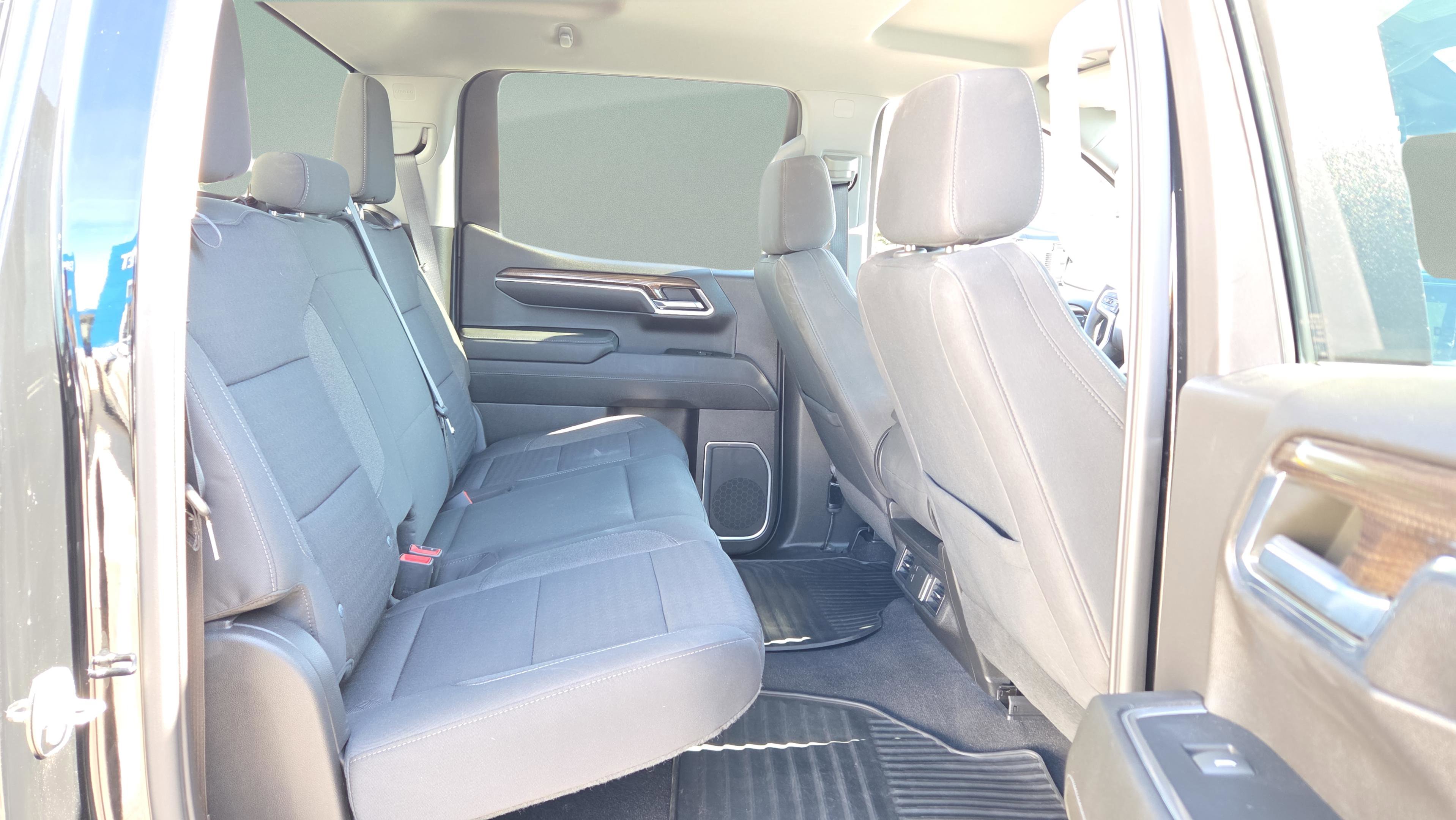 Used 2023 Chevrolet Silverado 1500 LT image 15