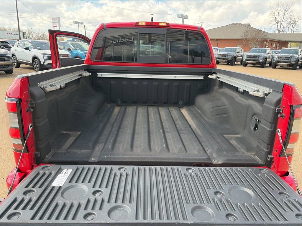 Certified 2022 Nissan Frontier SV image 9