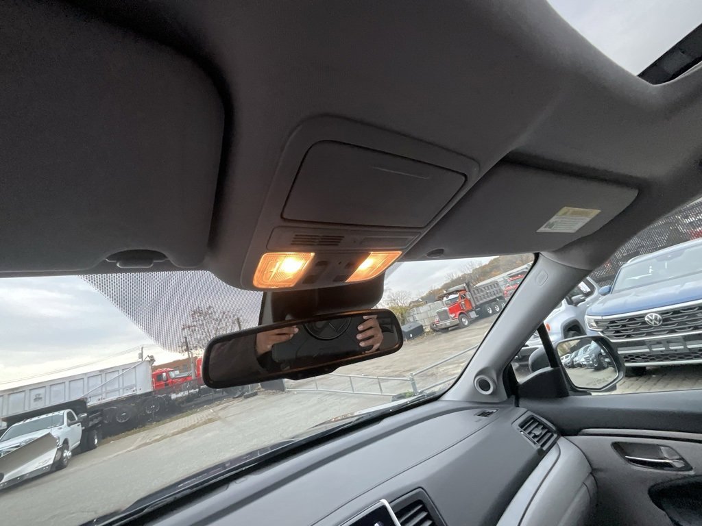 Used 2017 Honda Pilot EX-L image 19