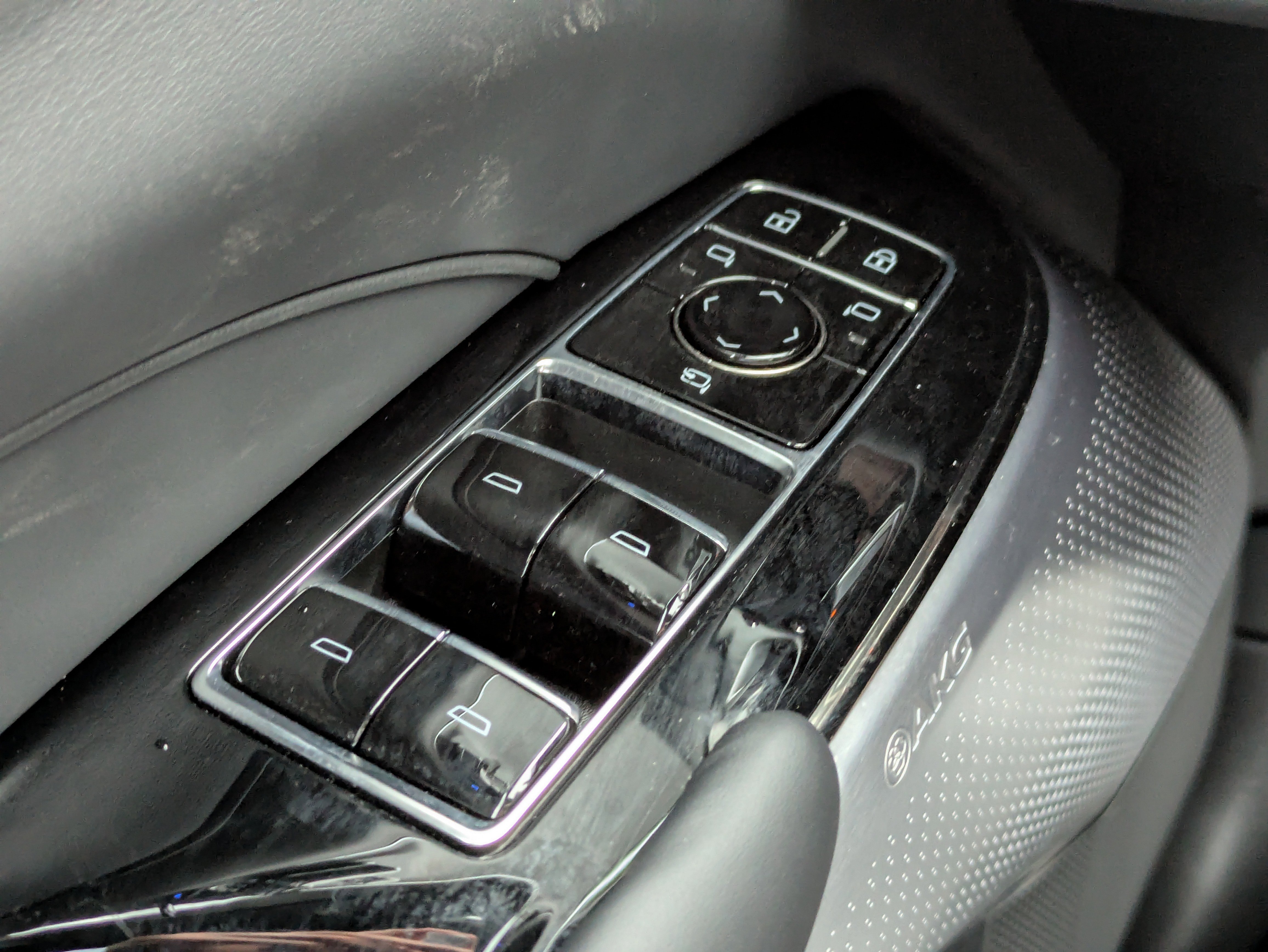 New 2026 Cadillac Lyriq V w/ LPO, Floor Liner Package image 16