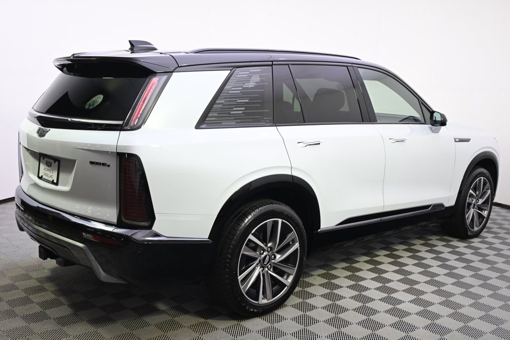 New 2026 Cadillac Vistiq Sport w/ LPO, Floor Liner Package AWD/4WD image 7
