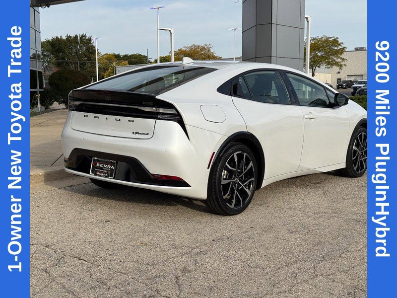 Used 2024 Toyota Prius Prime FWD image 3
