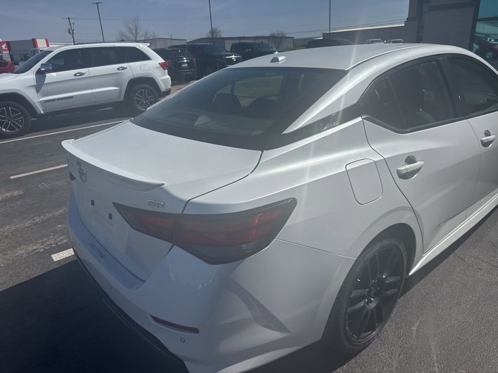 Used 2020 Nissan Sentra SR w/ Electronics Package image 4