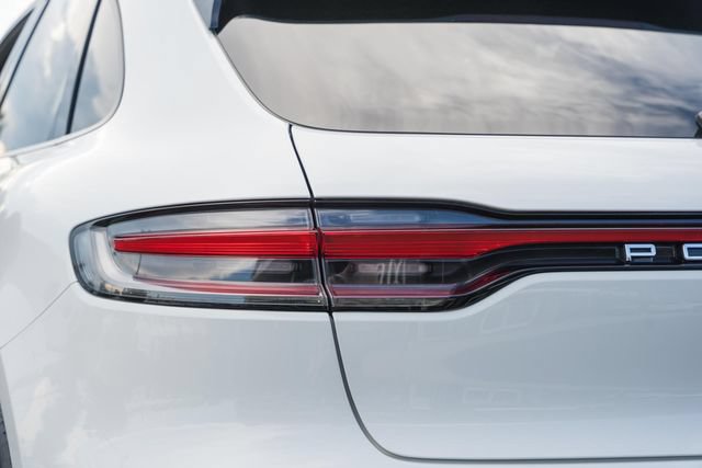 Used 2021 Porsche Macan AWD/4WD image 7