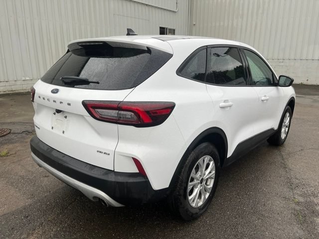 Used 2025 Ford Escape Active AWD/4WD image 6
