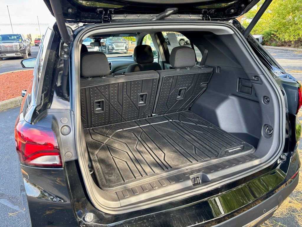 Used 2023 Chevrolet Equinox LT image 17