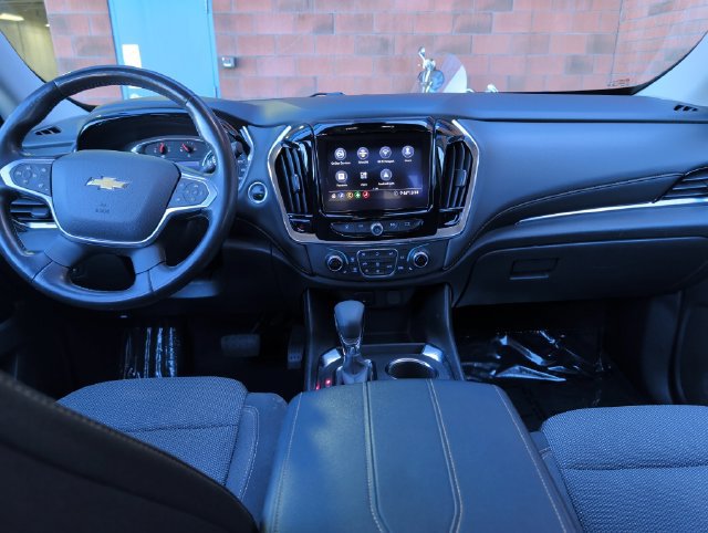 Used 2021 Chevrolet Traverse LT FWD image 14