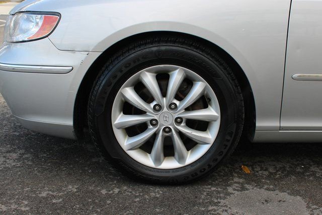 Used 2006 Hyundai Azera Limited image 35