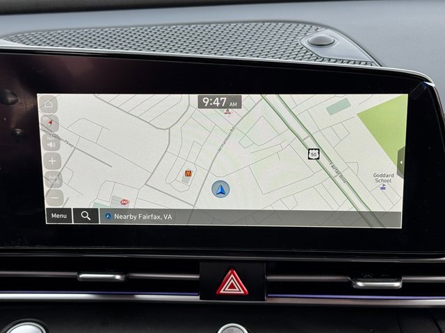 Used 2025 Hyundai Elantra SEL image 5