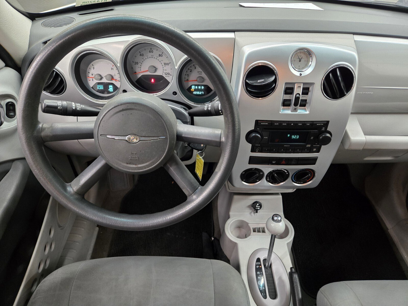 Used 2009 Chrysler PT Cruiser FWD image 10