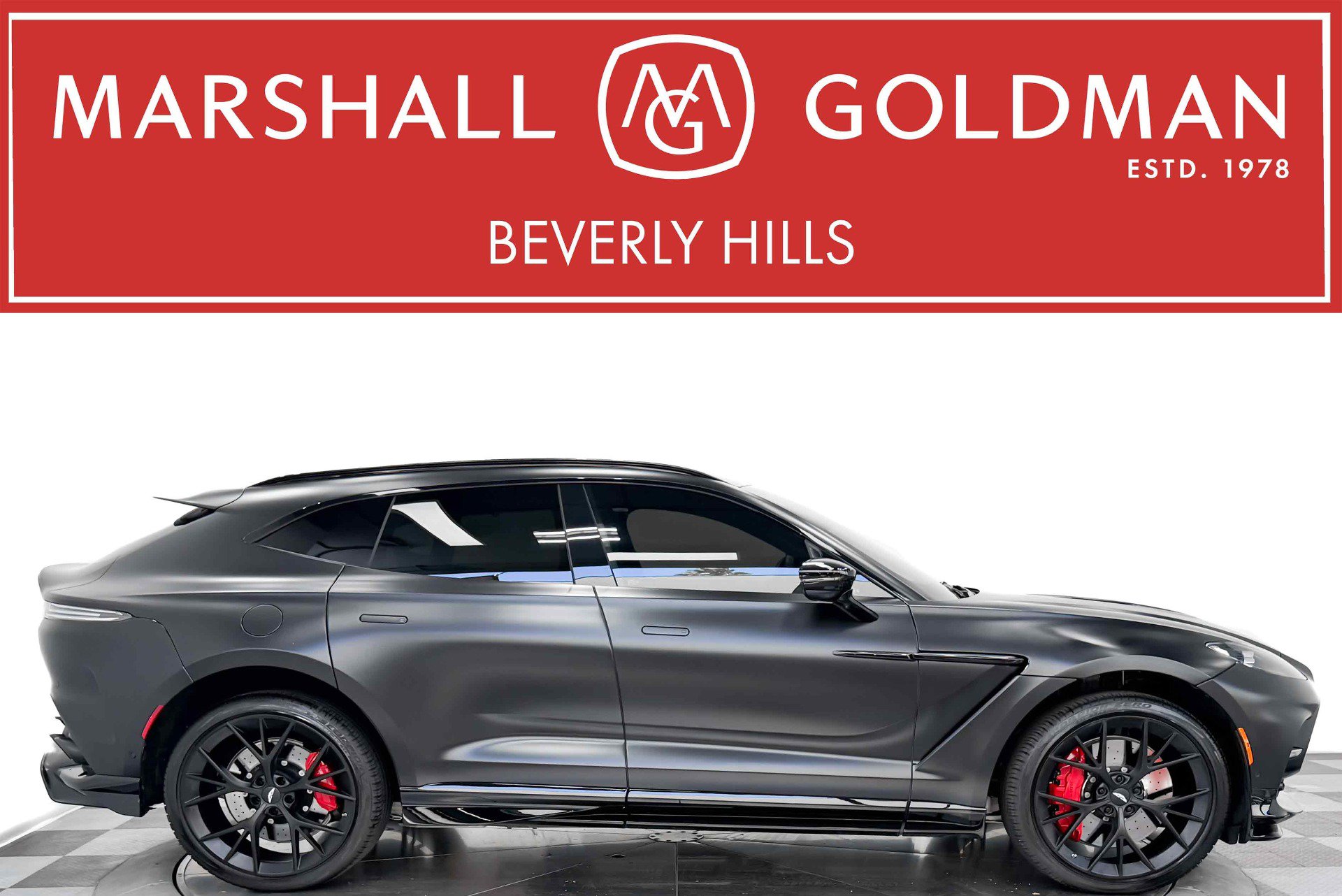 Used 2025 Aston Martin DBX 707 AWD/4WD image 1