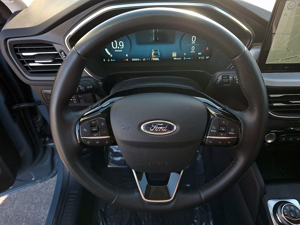 Used 2024 Ford Escape Platinum image 20