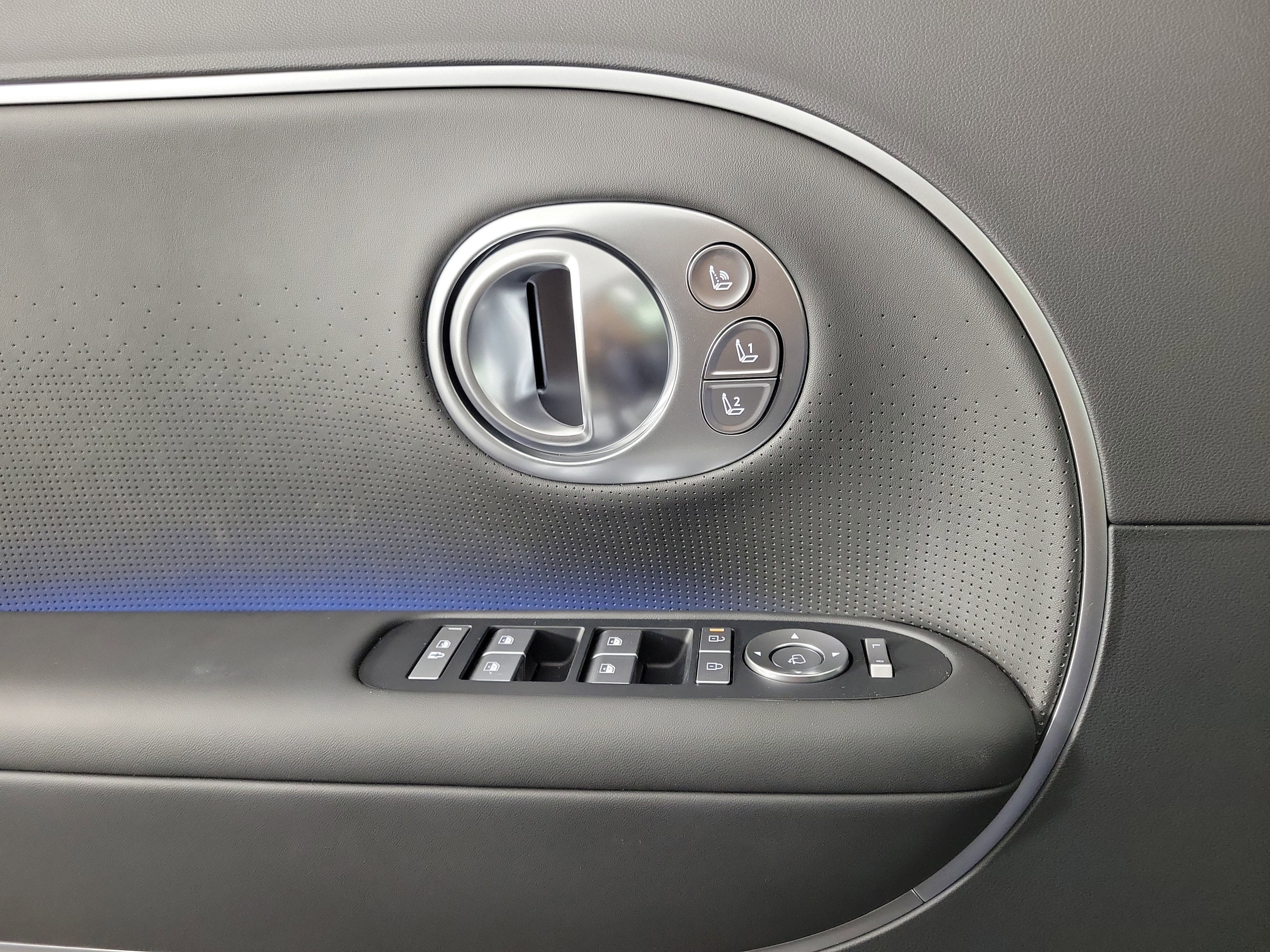 New 2026 Hyundai Ioniq 9 Calligraphy image 24