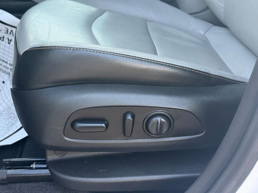 Used 2020 GMC Terrain SLT FWD image 18
