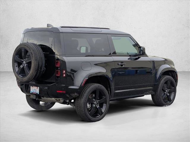 New 2025 Land Rover Defender 90 X-Dynamic SE image 2