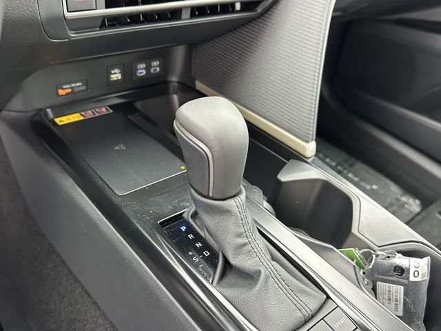 Used 2026 Toyota Camry SE w/ Convenience Package FWD image 22