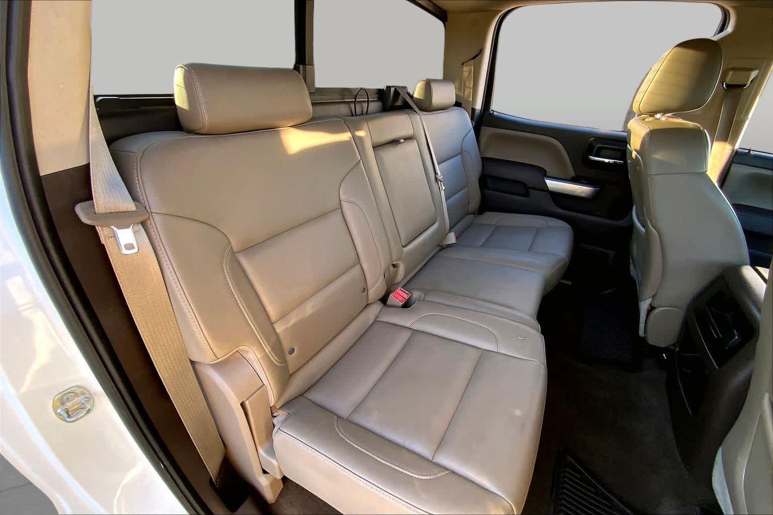 Used 2015 Chevrolet Silverado 2500 LTZ w/ Duramax Plus Package AWD/4WD image 19