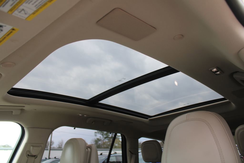 Used 2021 Lincoln Aviator Reserve w/ Equipment Group 201A image 64