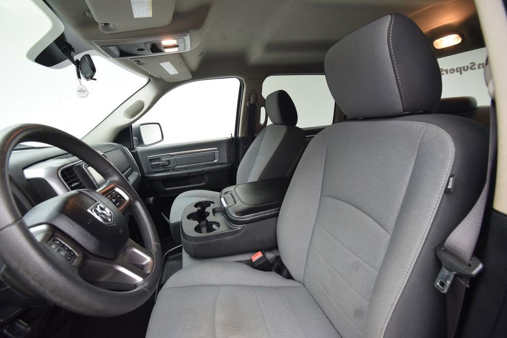 Used 2021 RAM 1500 Classic SLT image 19