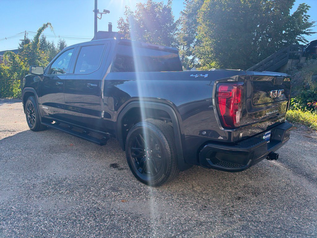 Used 2023 GMC Sierra 1500 Elevation AWD/4WD image 4
